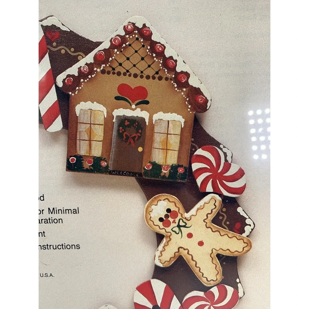 Christmas DEMIS Gingerbread‎ Wood Wreath 11 inch Cute & Clever Cut-Outs NOS
